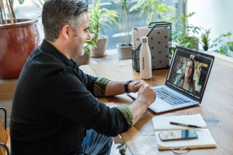 Must-have apps for remote work in 2025