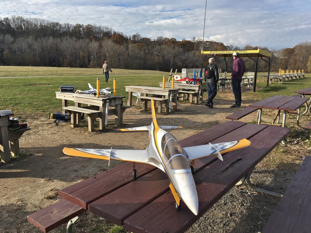 A mostly 3D-printed RC jet sets its sights on Mach 0.8